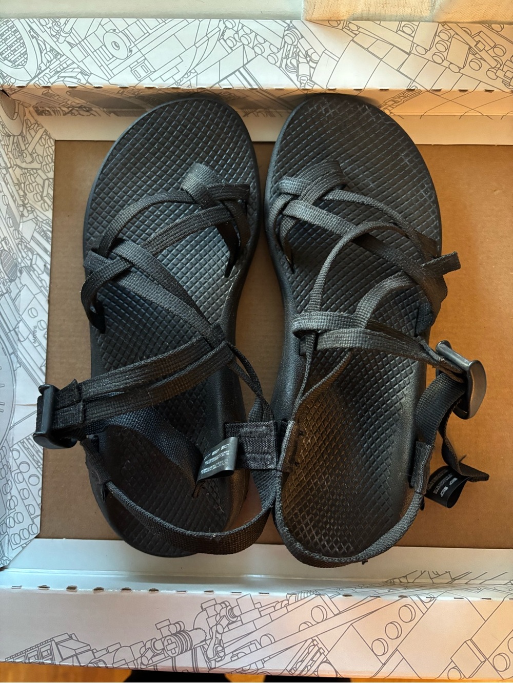 Chaco Z/Cloud 2 Women’s 9 Black Hiking Walking Sandals